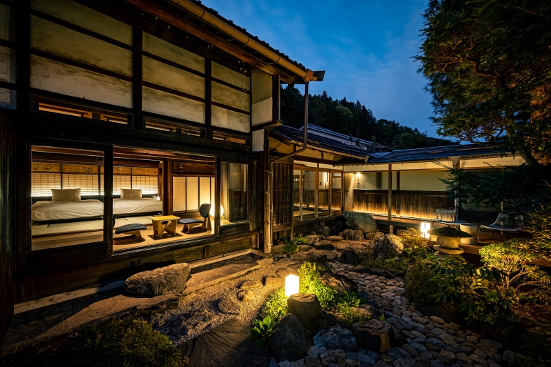 上海品牌設計公司如何在設計中體現品牌核心價(jià)值觀(guān)？